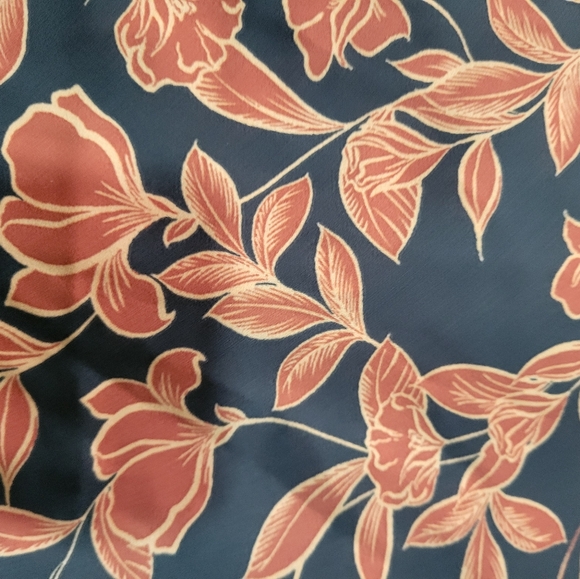 Banana Republic Navy Rust Botanical Floral Blouse Lightweight XS - Picture 4 of 5